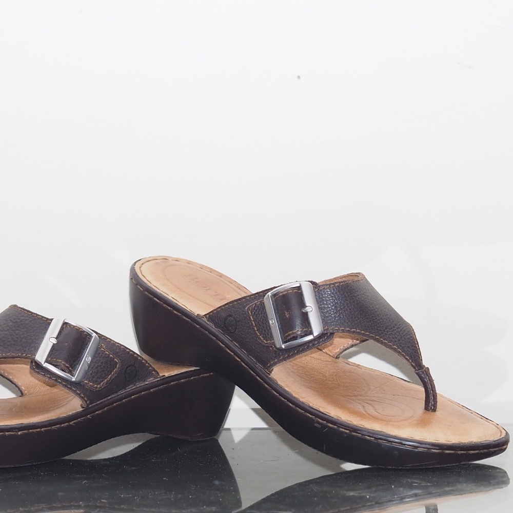 BORN Leather Thong Strappy Sandals Silver Buckle